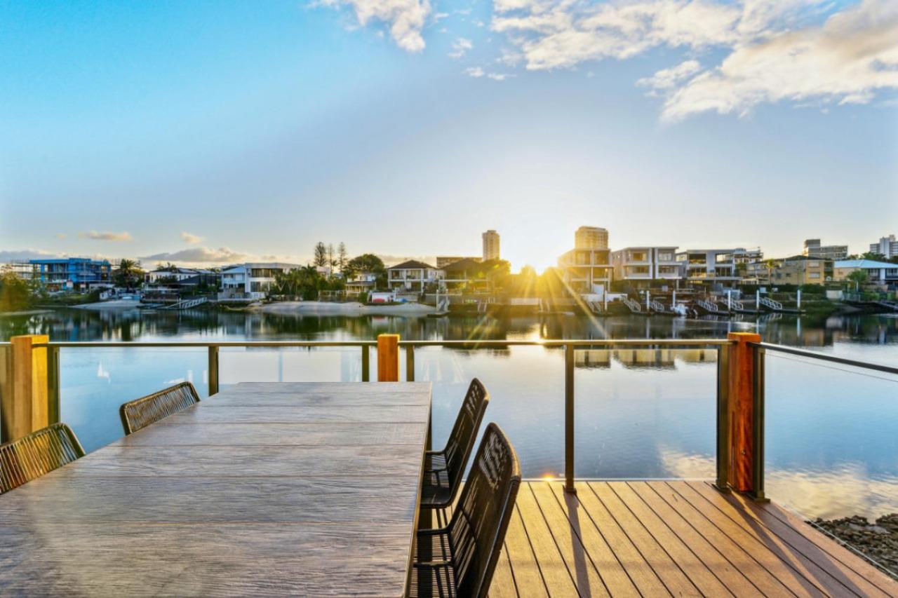 The Sunset - Brand New Riverview 2 Bedroom With Free Parking, Pool & Gym Gold Coast Exterior photo